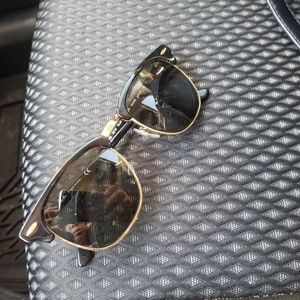 Ray-ban sun glasses